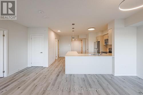 401 - 1475 Whites Road, Pickering, ON - Indoor Photo Showing Kitchen With Double Sink