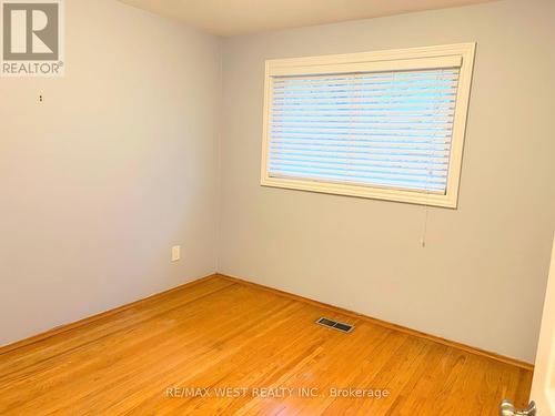 121 Bartley Bull Parkway, Brampton, ON - Indoor Photo Showing Other Room