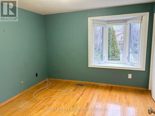 121 Bartley Bull Parkway, Brampton, ON - Indoor Photo Showing Other Room