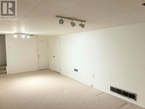 121 Bartley Bull Parkway, Brampton, ON - Indoor Photo Showing Other Room