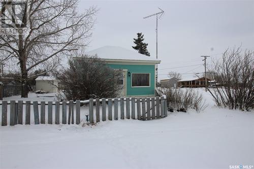 225 1St Avenue W, Frontier, SK - Outdoor