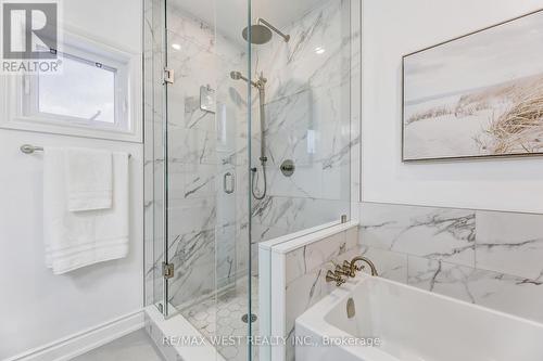 631 Beresford Avenue, Toronto, ON - Indoor Photo Showing Bathroom