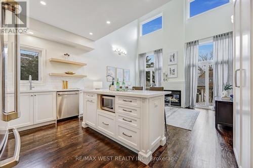 631 Beresford Avenue, Toronto, ON - Indoor Photo Showing Kitchen With Upgraded Kitchen