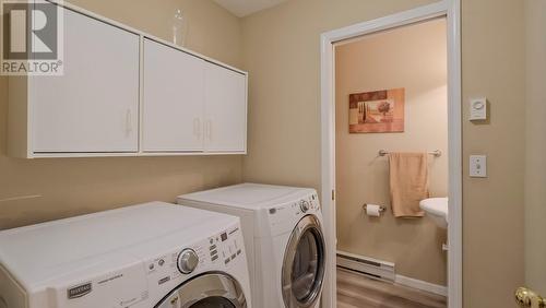 160 Celano Crescent Unit# 104, Kelowna, BC - Indoor Photo Showing Laundry Room