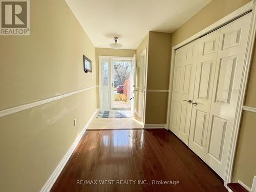 4 Geneva Crescent, Brampton, ON - Indoor Photo Showing Other Room