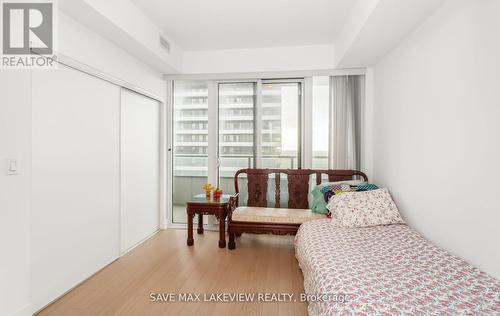 1616 - 30 Shore Breeze Drive S, Toronto, ON - Indoor Photo Showing Bedroom