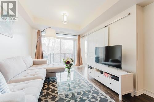 407 - 429 Kent Street, Ottawa, ON - Indoor Photo Showing Living Room