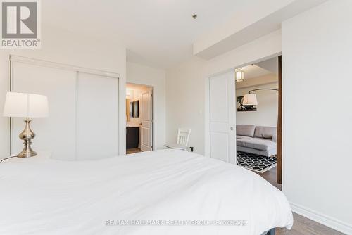 407 - 429 Kent Street, Ottawa, ON - Indoor Photo Showing Bedroom