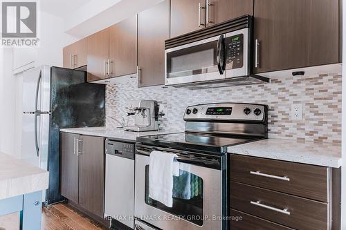 407 - 429 Kent Street, Ottawa, ON - Indoor Photo Showing Kitchen With Stainless Steel Kitchen With Upgraded Kitchen