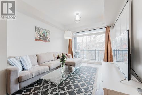 407 - 429 Kent Street, Ottawa, ON - Indoor Photo Showing Living Room