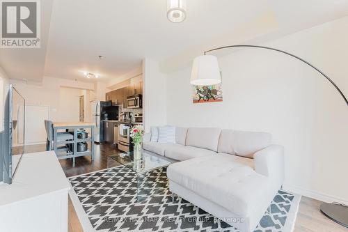 407 - 429 Kent Street, Ottawa, ON - Indoor Photo Showing Living Room