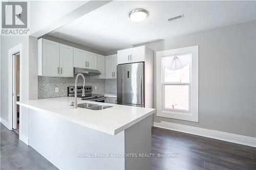 #Upper - 109 Chatham Street, Brantford, ON - Indoor Photo Showing Kitchen With Stainless Steel Kitchen With Double Sink With Upgraded Kitchen