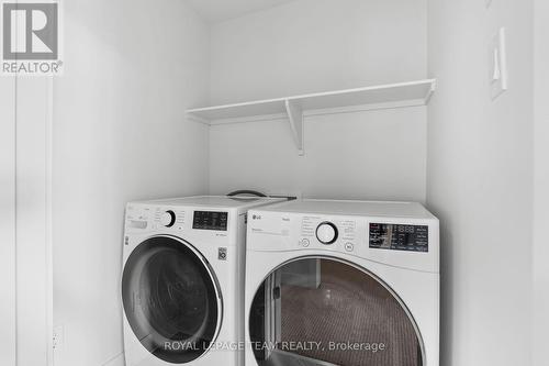 920 Brian Good Avenue, Ottawa, ON - Indoor Photo Showing Laundry Room