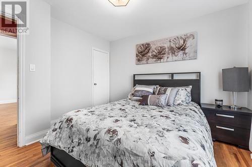 74 Beamer Avenue, St. Catharines (441 - Bunting/Linwell), ON - Indoor Photo Showing Bedroom