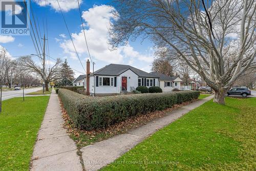 74 Beamer Avenue, St. Catharines (441 - Bunting/Linwell), ON - Outdoor With Facade