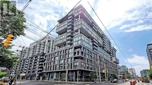 423 - 111 Bathurst Street, Toronto, ON - Outdoor With Balcony