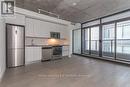 423 - 111 Bathurst Street, Toronto, ON  - Indoor Photo Showing Kitchen With Stainless Steel Kitchen 