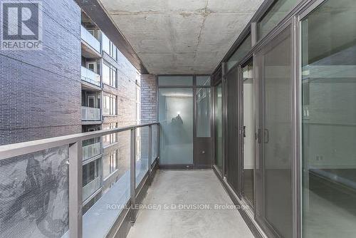 423 - 111 Bathurst Street, Toronto, ON - Outdoor With Balcony With Exterior