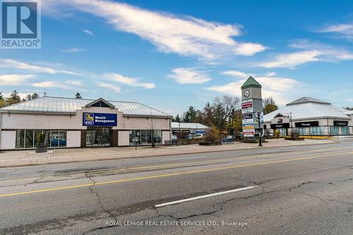 1659 Lakeshore Road W, Mississauga, ON 