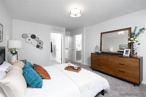 34 Barnes Place, West St Paul, MB - Indoor Photo Showing Bedroom