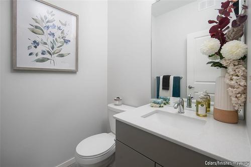 34 Barnes Place, West St Paul, MB - Indoor Photo Showing Bathroom