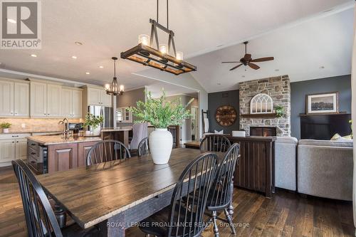 4992 County Road 1, Prince Edward County (Hillier), ON - Indoor Photo Showing Dining Room