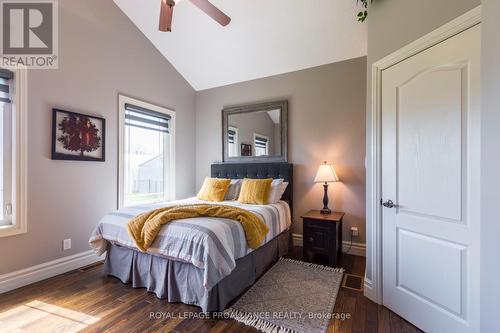 4992 County Road 1, Prince Edward County (Hillier), ON - Indoor Photo Showing Bedroom