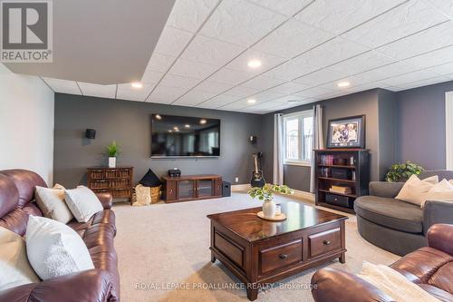 4992 County Road 1, Prince Edward County (Hillier), ON - Indoor Photo Showing Living Room