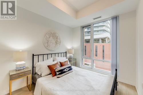 609 - 8 Widmer Street, Toronto, ON - Indoor Photo Showing Bedroom