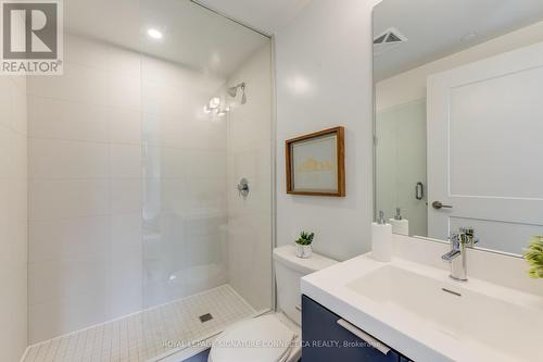 609 - 8 Widmer Street, Toronto, ON - Indoor Photo Showing Bathroom