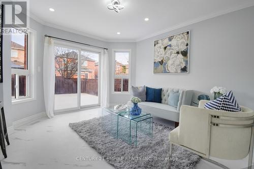 38 Olympia Crescent, Brampton, ON - Indoor Photo Showing Living Room