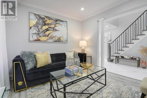 38 Olympia Crescent, Brampton, ON - Indoor Photo Showing Living Room