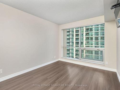 1504-10 Yonge St, Toronto, ON - Indoor Photo Showing Other Room