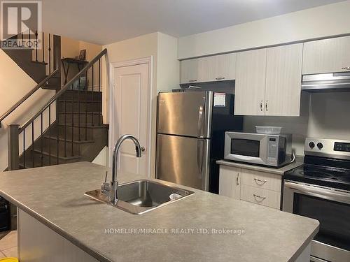 230 - 2355 Sheppard Avenue W, Toronto, ON - Indoor Photo Showing Kitchen