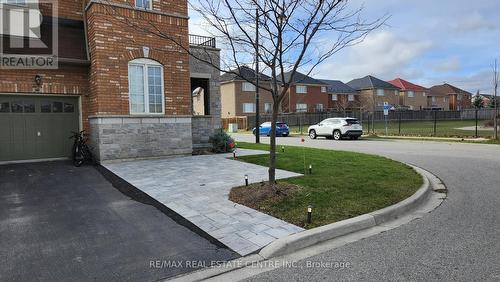 Bsmt - 640 Best Road, Milton, ON - Outdoor