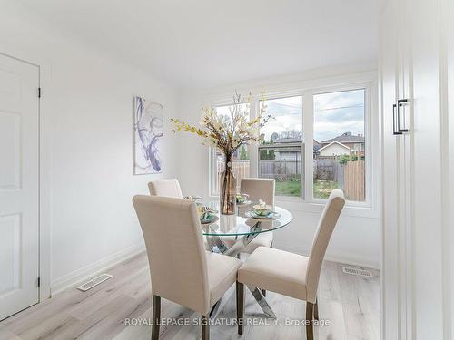 24 Keith St, Hamilton, ON - Indoor Photo Showing Dining Room