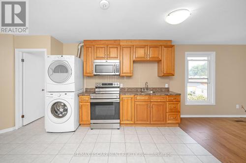 Upper - 442 Mary Street, Hamilton, ON - Indoor Photo Showing Laundry Room