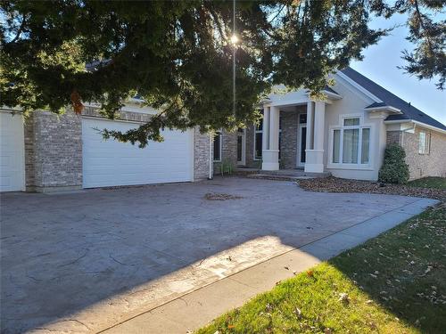 1675 Blackwell Road, Sarnia, ON 