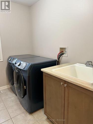 24 Dulverton Drive, Brampton, ON - Indoor Photo Showing Laundry Room