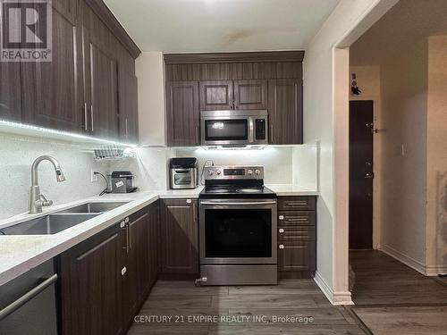 804 - 19 Four Winds Drive, Toronto, ON - Indoor Photo Showing Kitchen With Double Sink