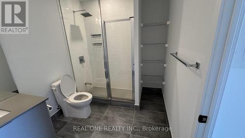 333 - 2485 Taunton Road, Oakville, ON - Indoor Photo Showing Bathroom