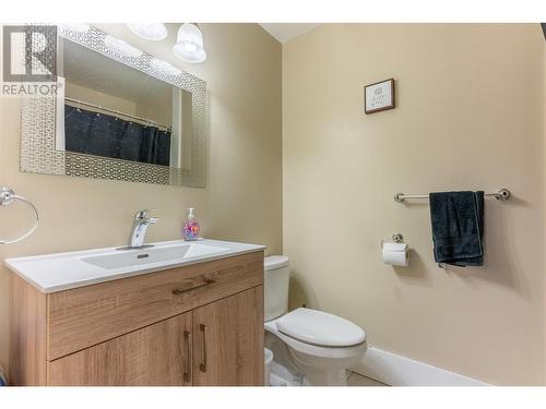 2714 Tranquille Road Unit# 23, Kamloops, BC - Indoor Photo Showing Bathroom