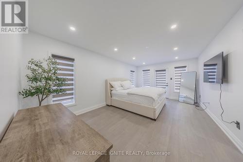 59 Prince Charles Way, Markham, ON - Indoor Photo Showing Bedroom