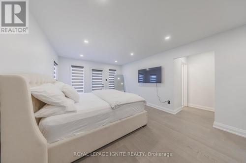 59 Prince Charles Way, Markham, ON - Indoor Photo Showing Bedroom