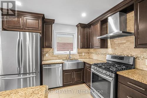 A - 52 Champagne Avenue S, Ottawa, ON - Indoor Photo Showing Kitchen With Double Sink With Upgraded Kitchen