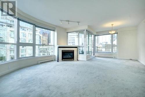 902 535 Nicola Street, Vancouver, BC - Indoor With Fireplace