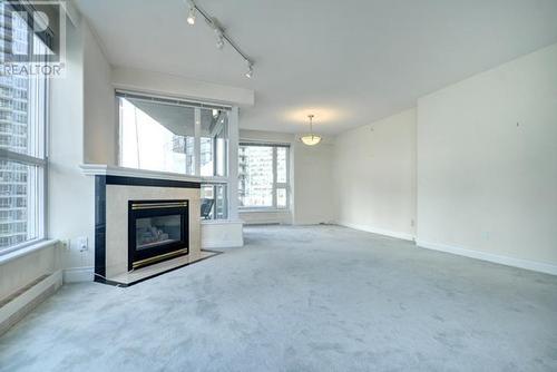 902 535 Nicola Street, Vancouver, BC - Indoor With Fireplace