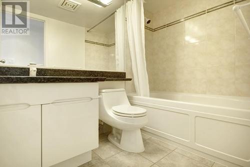 902 535 Nicola Street, Vancouver, BC - Indoor Photo Showing Bathroom