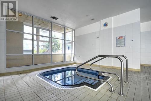 902 535 Nicola Street, Vancouver, BC - Indoor Photo Showing Other Room With In Ground Pool