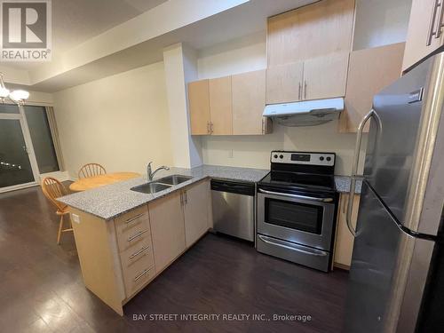 605 - 9500 Markham Road, Markham, ON - Indoor Photo Showing Kitchen With Stainless Steel Kitchen With Double Sink